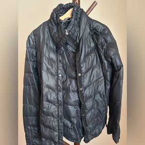 Thinly insulated black Gap jacket